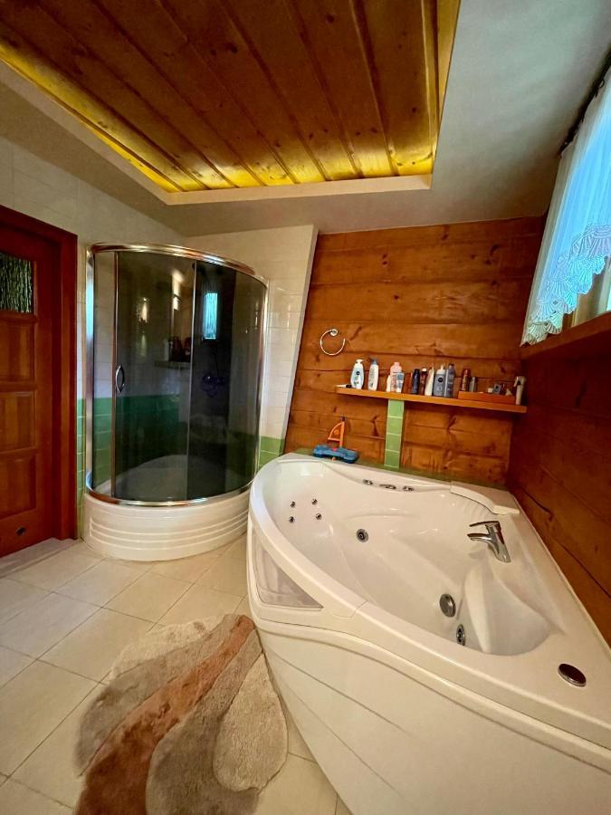 Dom Z Bali Przy Szlaku Villa Kasina Wielka Exteriör bild